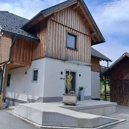 Schoenes By Interhome *